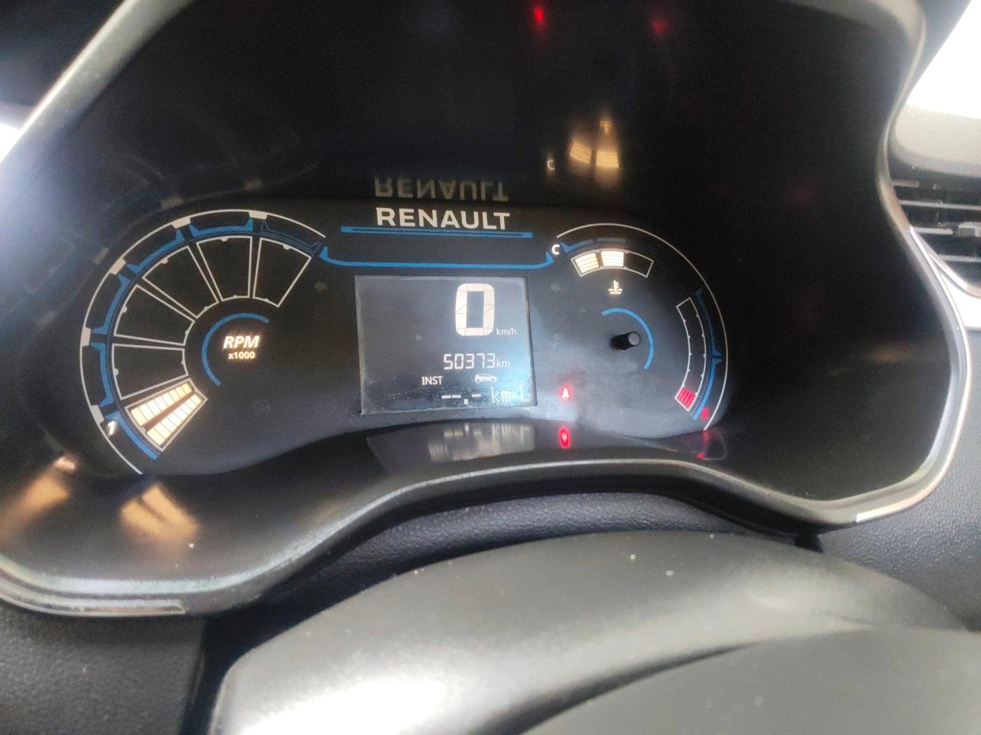 2022 Renault TRIBER RXZ, Petrol, Manual, 50,373 km, interior