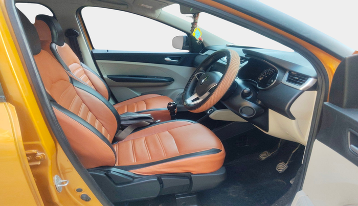 2022 Renault TRIBER RXZ, Petrol, Manual, 50,373 km, interior