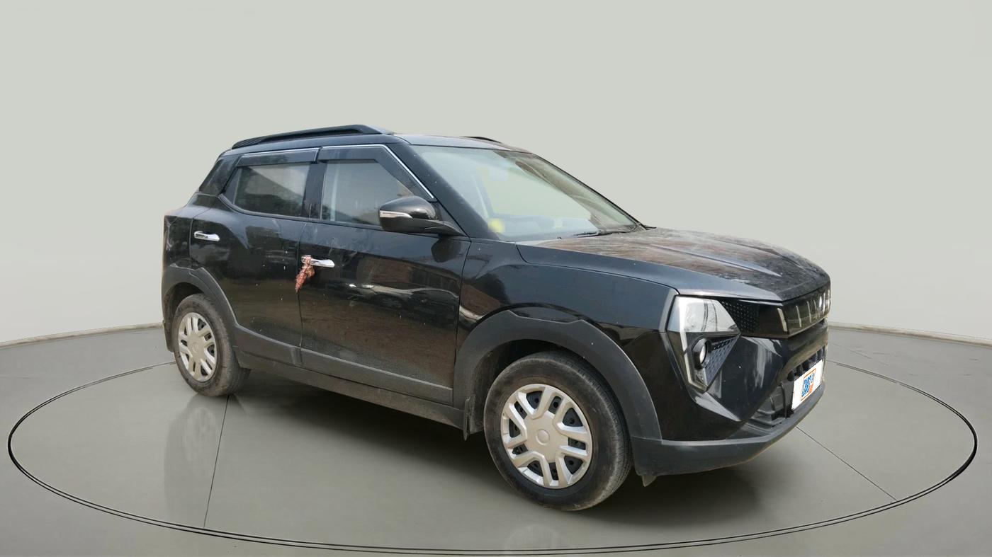 2025 Mahindra XUV 3XO MX2 1.5 Turbo Diesel, Diesel, Manual, 9,381 km, exterior