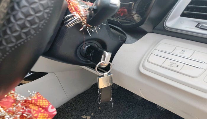 2025 Mahindra XUV 3XO MX2 1.5 Turbo Diesel, Diesel, Manual, 9,381 km, interior