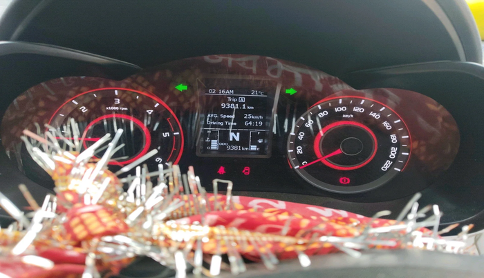 2025 Mahindra XUV 3XO MX2 1.5 Turbo Diesel, Diesel, Manual, 9,381 km, interior