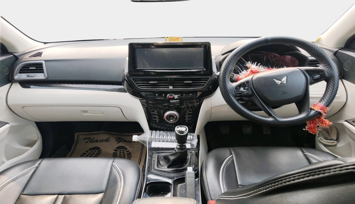 2025 Mahindra XUV 3XO MX2 1.5 Turbo Diesel, Diesel, Manual, 9,381 km, interior