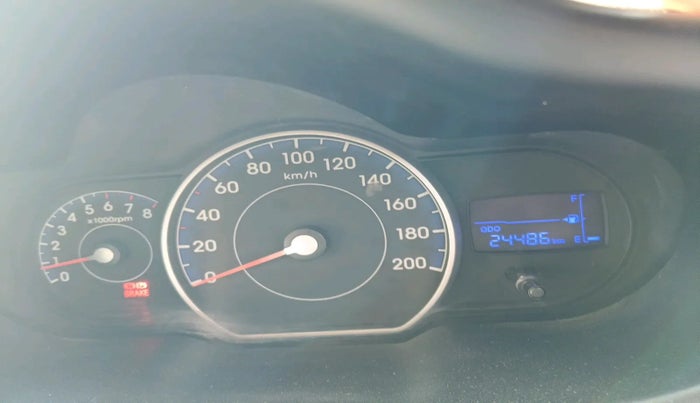 2016 Hyundai i10 SPORTZ 1.1, Petrol, Manual, 24,486 km, interior