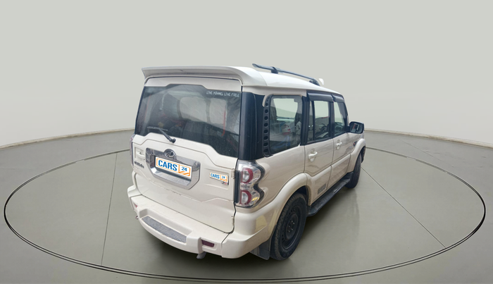 2016 Mahindra Scorpio S6 PLUS, Diesel, Manual, 1,18,521 km, exterior