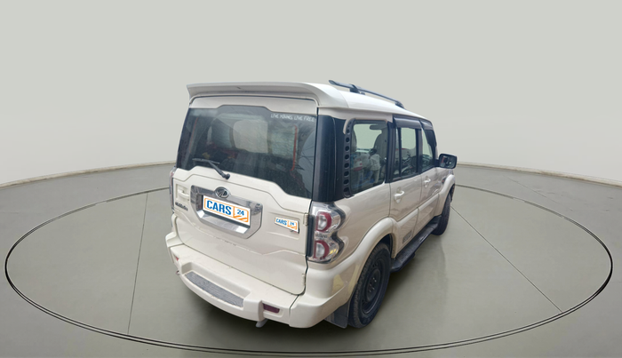 2016 Mahindra Scorpio S6 PLUS, Diesel, Manual, 1,18,521 km, exterior