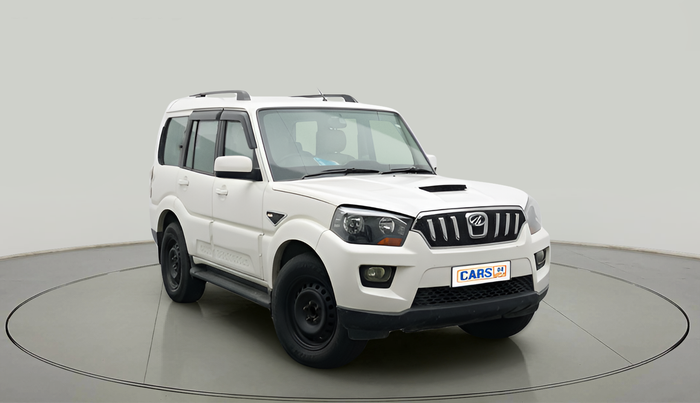 2016 Mahindra Scorpio S6 PLUS, Diesel, Manual, 1,18,521 km, exterior
