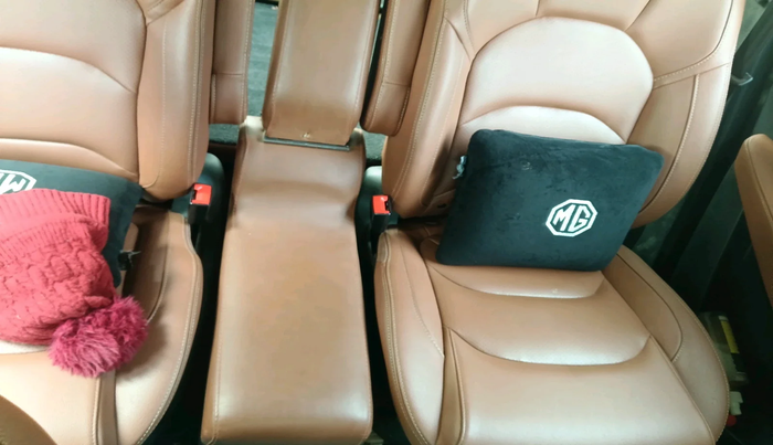 2022 MG HECTOR PLUS SHARP 2.0 DIESEL TURBO MT 6-STR, Diesel, Manual, 96,301 km, interior