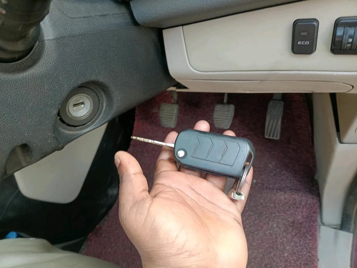 2018 Mahindra MARAZZO M4 7 STR, Diesel, Manual, 87,675 km, interior