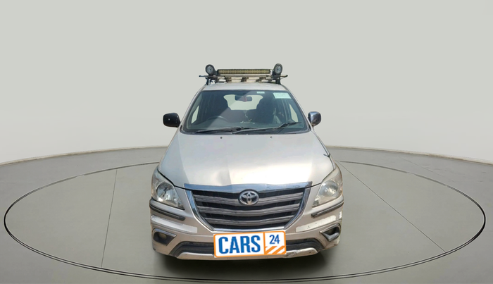 2015 Toyota Innova 2.5 GX 8 STR, Diesel, Manual, 1,92,582 km, exterior