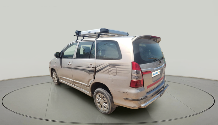 2015 Toyota Innova 2.5 GX 8 STR, Diesel, Manual, 1,92,582 km, exterior