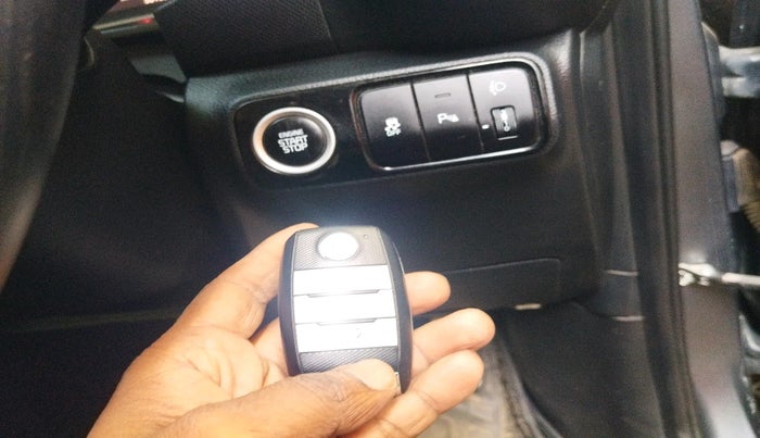 2022 KIA SONET X LINE 1.5 AT, Diesel, Automatic, 31,000 km, interior