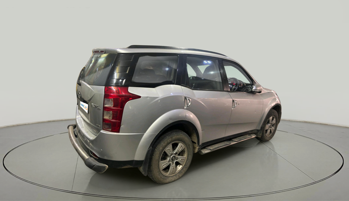 2014 Mahindra XUV500 W8, Diesel, Manual, 2,41,969 km, exterior