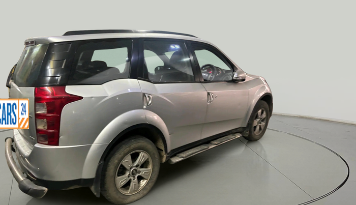 2014 Mahindra XUV500 W8, Diesel, Manual, 2,41,969 km, exterior