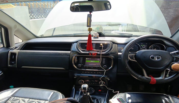 2017 Tata Hexa XT 4X2 7 STR, Diesel, Manual, 74,000 km, interior