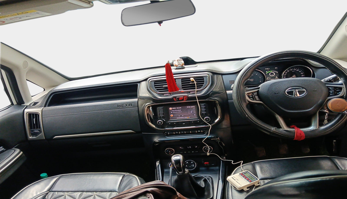 2017 Tata Hexa XT 4X2 7 STR, Diesel, Manual, 74,000 km, interior