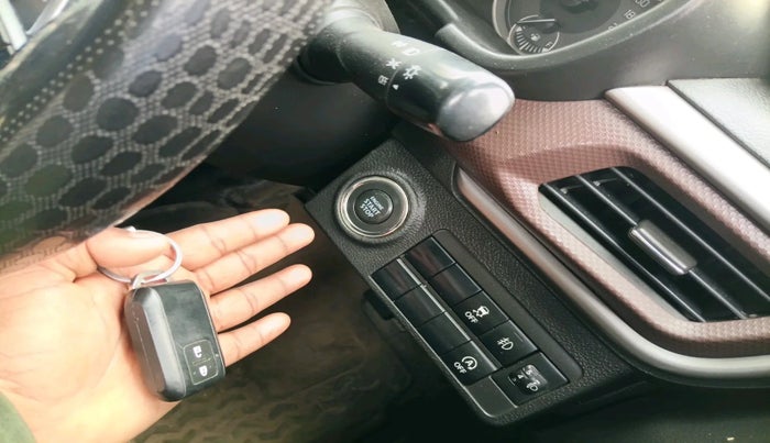 2023 Maruti BREZZA ZXI SMART HYBRID , Petrol, Manual, 43,541 km, interior