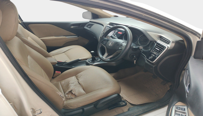 2014 Honda City 1.5L I-DTEC V, Diesel, Manual, 1,61,955 km, interior