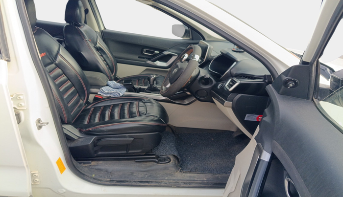 2021 Tata Safari XT PLUS, Diesel, Manual, 35,290 km, interior