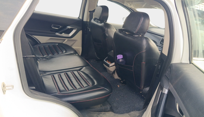2021 Tata Safari XT PLUS, Diesel, Manual, 35,290 km, interior
