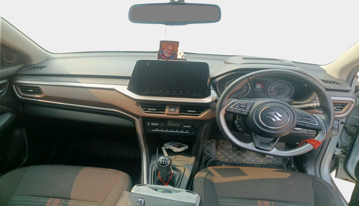 2024 Maruti BREZZA ZXI + SMART HYBRID, Petrol, Manual, 28,637 km, interior