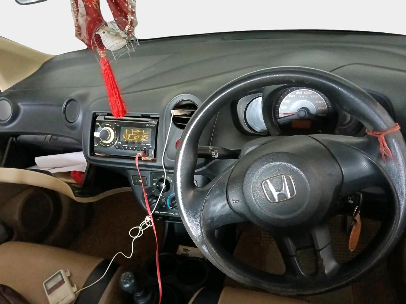 2015 Honda Amaze 1.2L I-VTEC E, Petrol, Manual, 70,984 km, interior