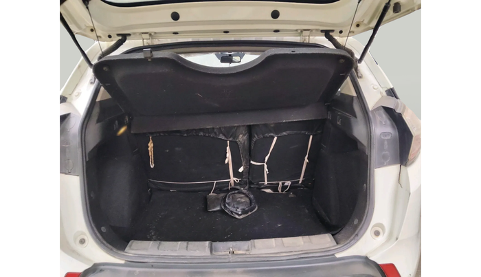 2018 Tata NEXON XZ PLUS DIESEL, Diesel, Manual, 2,60,632 km, exterior