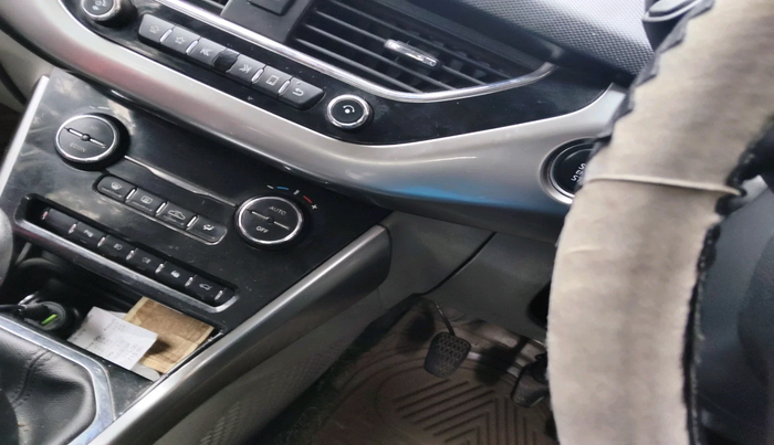 2018 Tata NEXON XZ PLUS DIESEL, Diesel, Manual, 2,60,632 km, interior