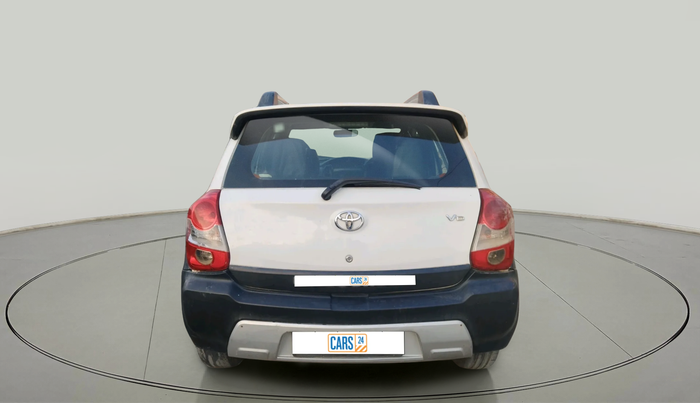 2017 Toyota Etios CROSS 1.4 VD, Diesel, Manual, 1,18,114 km, exterior