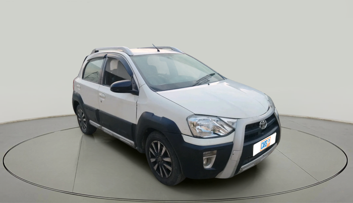 2017 Toyota Etios CROSS 1.4 VD, Diesel, Manual, 1,18,114 km, exterior