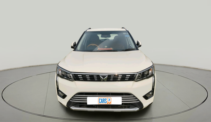 2023 Mahindra XUV300 W8 (O) 1.2 PETROL, Petrol, Manual, 46,920 km, exterior
