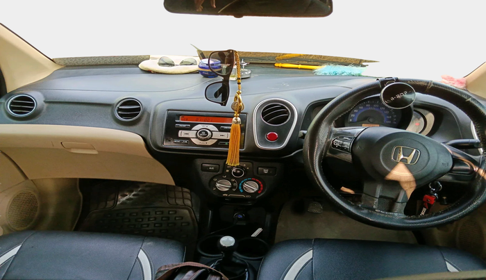 2015 Honda Mobilio 1.5L I-DTEC S, Diesel, Manual, 2,19,472 km, interior