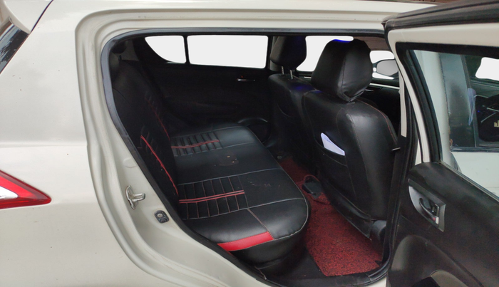 2013 Maruti Swift ZDI, Diesel, Manual, 1,32,911 km, interior