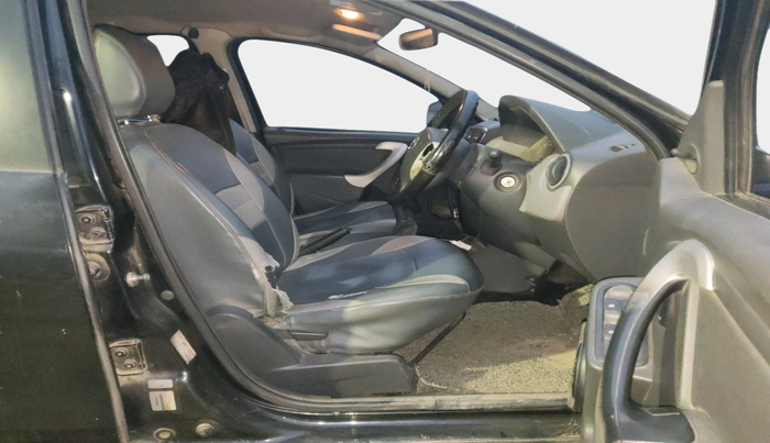 2013 Nissan Terrano XE (D), Diesel, Manual, 1,55,567 km, interior