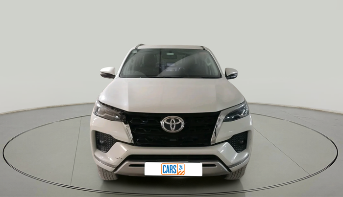 2021 Toyota Fortuner 4X2 AT 2.8 DIESEL, Diesel, Automatic, 1,19,660 km, exterior