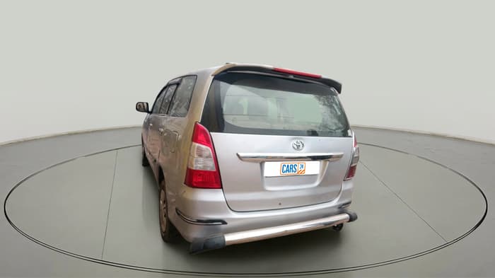 2013 Toyota Innova 2.5 G 7 STR, Diesel, Manual, 5,00,000 km, exterior