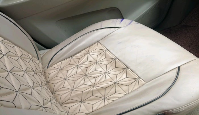 2013 Toyota Innova 2.5 G 7 STR, Diesel, Manual, 5,00,000 km, interior