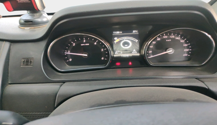 2017 Tata Hexa XM 4X2 7 STR, Diesel, Manual, 1,10,348 km, interior