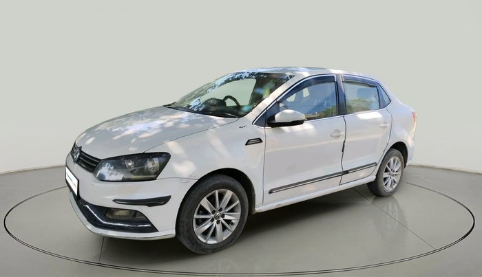 2017 Volkswagen Ameo HIGHLINE1.2L, Petrol, Manual, 1,27,925 km, exterior