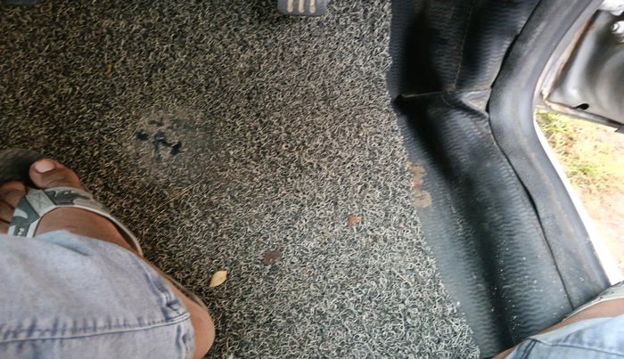 2013 Nissan Terrano XV 85 PS DIESEL, Diesel, Manual, 1,22,828 km, interior