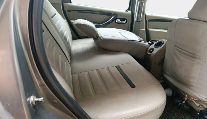 2013 Nissan Terrano XV 85 PS DIESEL, Diesel, Manual, 1,22,828 km, interior