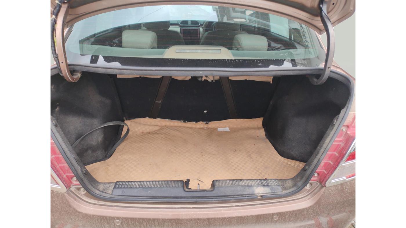 2017 Maruti Dzire ZDI PLUS, Diesel, Manual, 1,00,847 km, exterior
