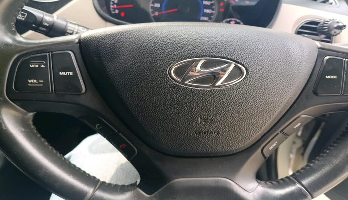 2016 Hyundai Grand i10 ASTA (O) 1.2 KAPPA VTVT, Petrol, Manual, 98,893 km, interior