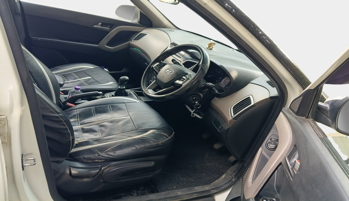 2015 Hyundai Creta BASE 1.4 DIESEL, Diesel, Manual, 1,47,500 km, interior