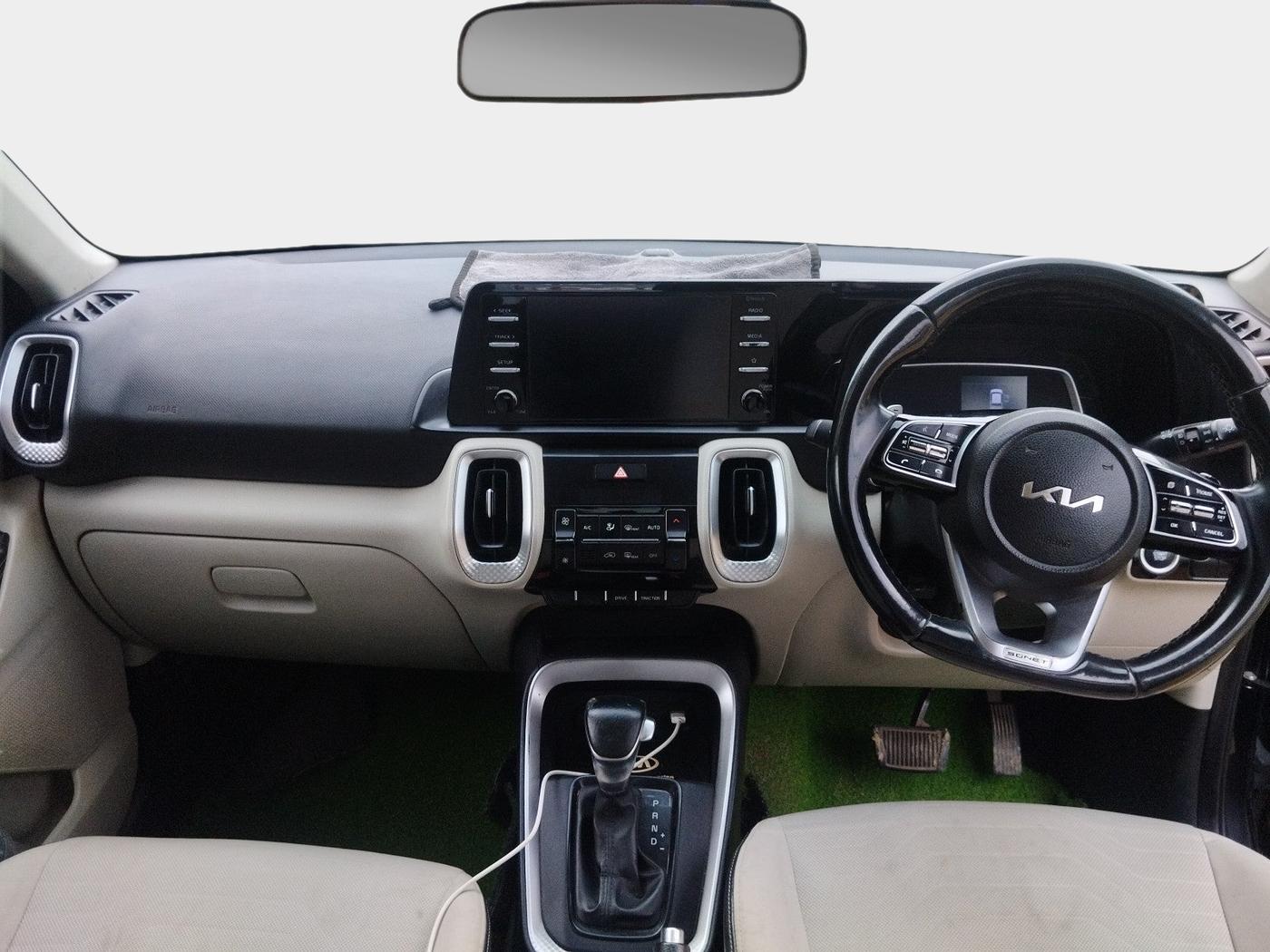 2021 KIA SONET HTX 1.5 AT, Diesel, Automatic, 1,81,381 km, interior
