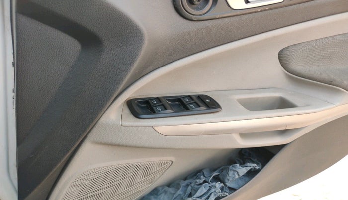 2015 Ford Ecosport TITANIUM 1.5L DIESEL, Diesel, Manual, 99,951 km, interior