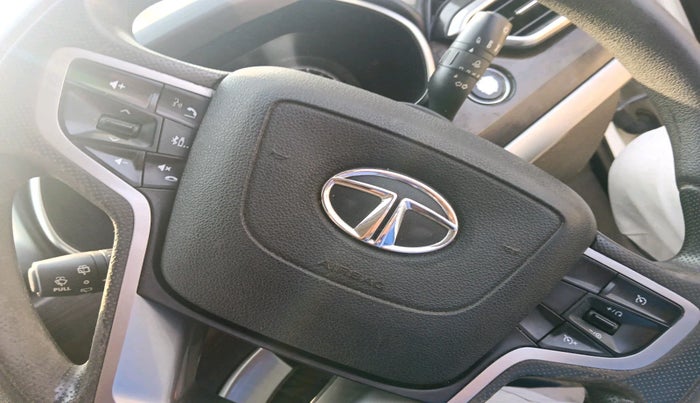 2021 Tata Harrier XT PLUS 2.0L KRYOTEC, Diesel, Manual, 1,09,195 km, interior