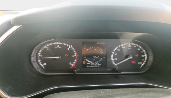 2021 Tata Harrier XT PLUS 2.0L KRYOTEC, Diesel, Manual, 1,09,195 km, interior