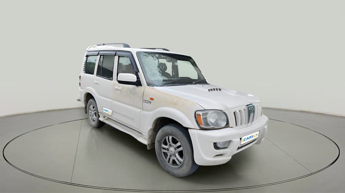 2013 Mahindra Scorpio VLX 2WD, Diesel, Manual, 91,000 km, exterior