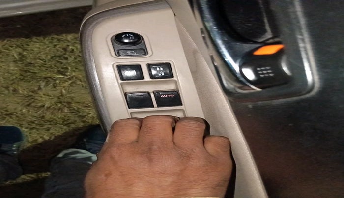 2020 Maruti Dzire ZXI, Petrol, Manual, 1,38,839 km, interior