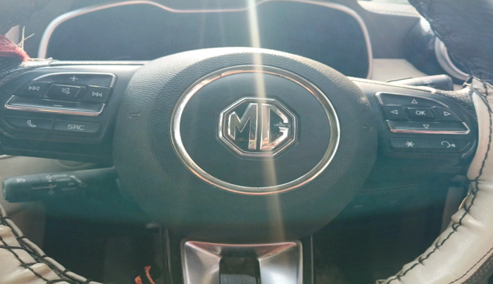 2022 MG ASTOR SHARP EX 1.5 MT, Petrol, Manual, 35,269 km, interior